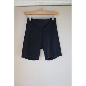 Aritzia TNA Atmosphere Biker Shorts 7" High Rise Size M Athleisure